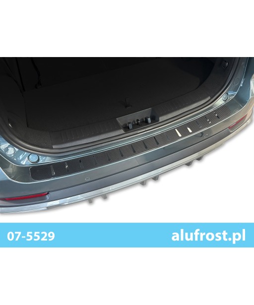 Płaska nakładka na zderzak (stal + folia karbonowa) CHERY TIGGO 8